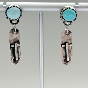 Gorgeous Vintage Handcrafted Southwestern Turquoise Sterling Silver Earrings